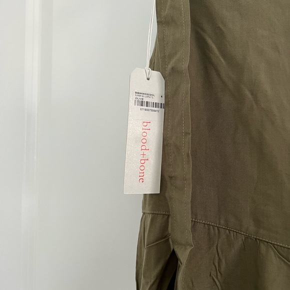 New blood + bone ladies jumpsuit - Picture 2 of 3